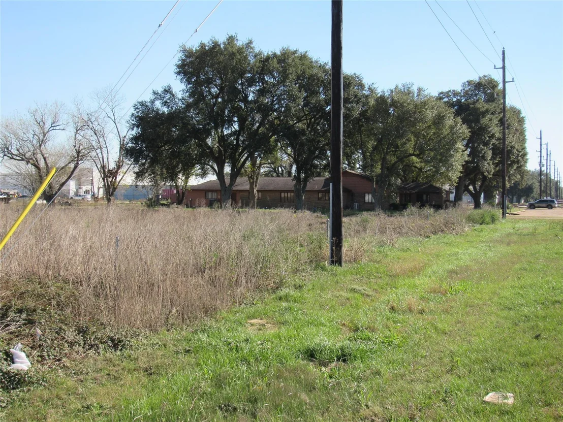 Photo of 2119 Woods Road