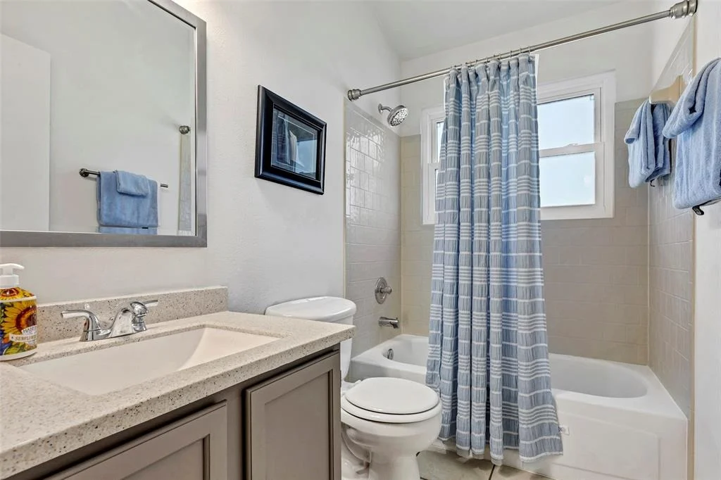 Photo of 38 Cricket Hollow Place