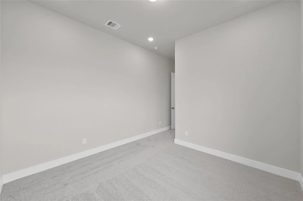 Photo of 165 Peninsula Point Drive