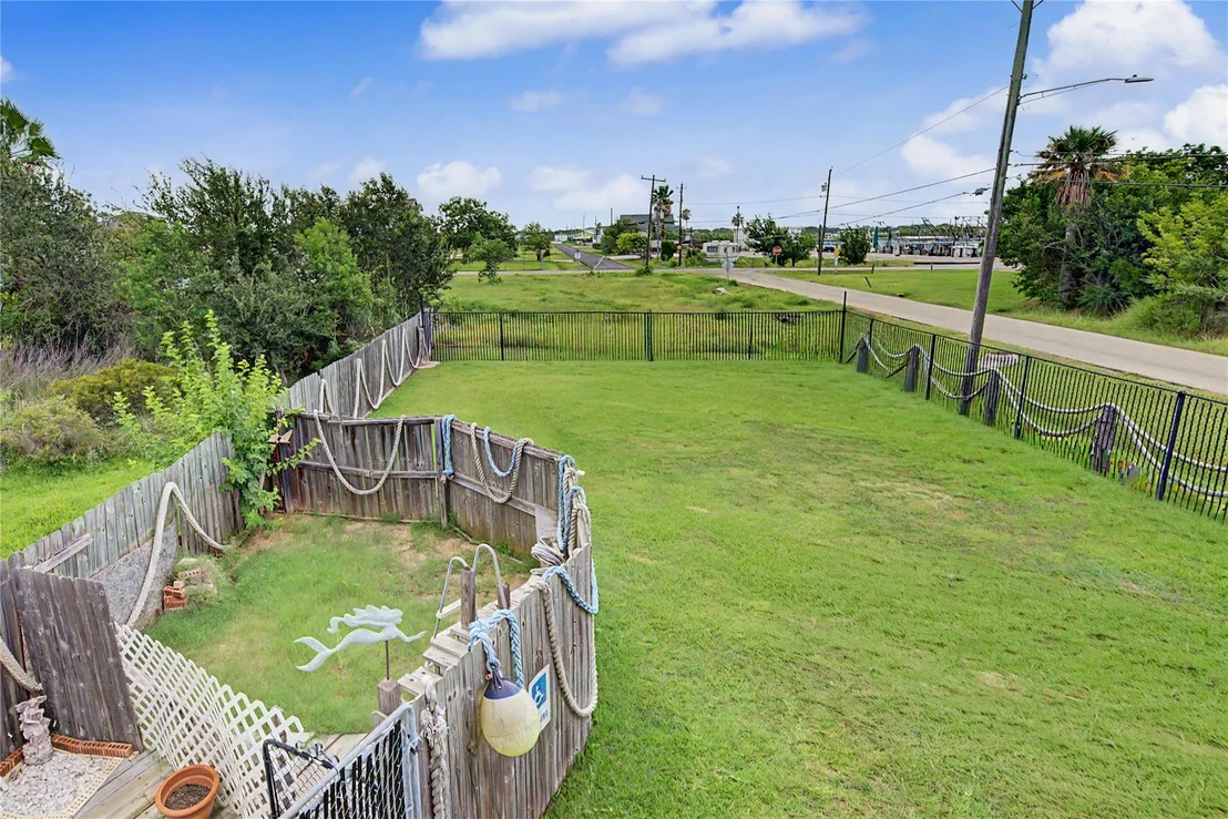 Photo of 1019 Sunset Drive