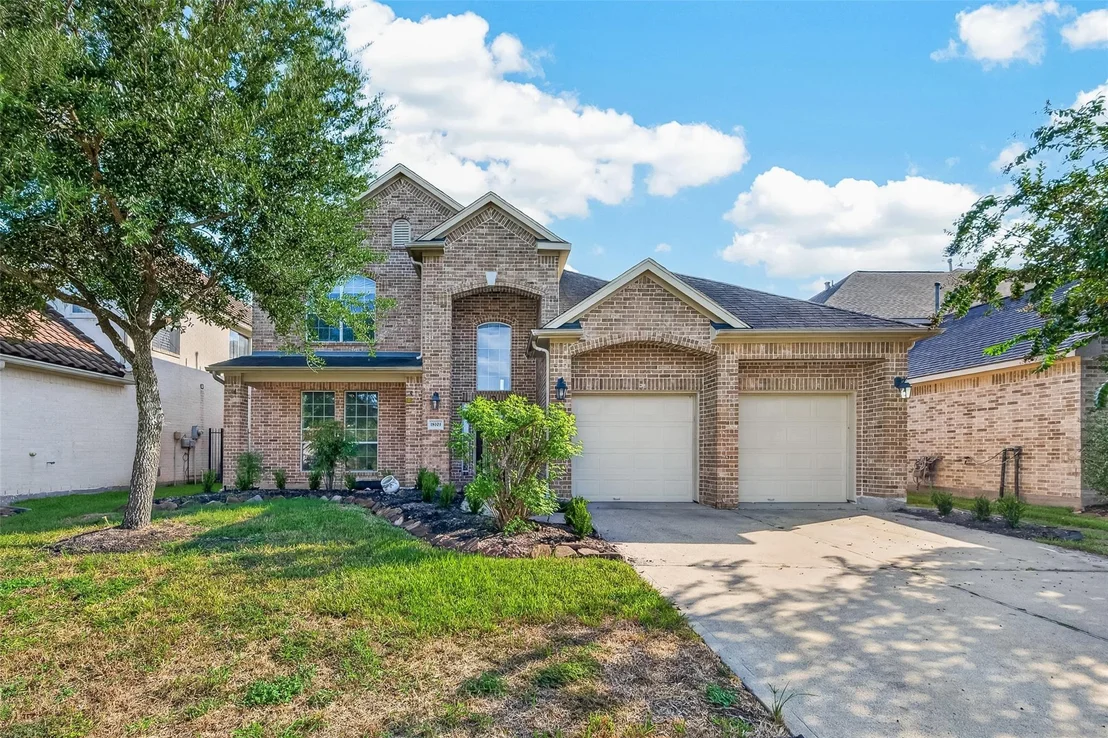Photo of 18103 Blues Point Drive