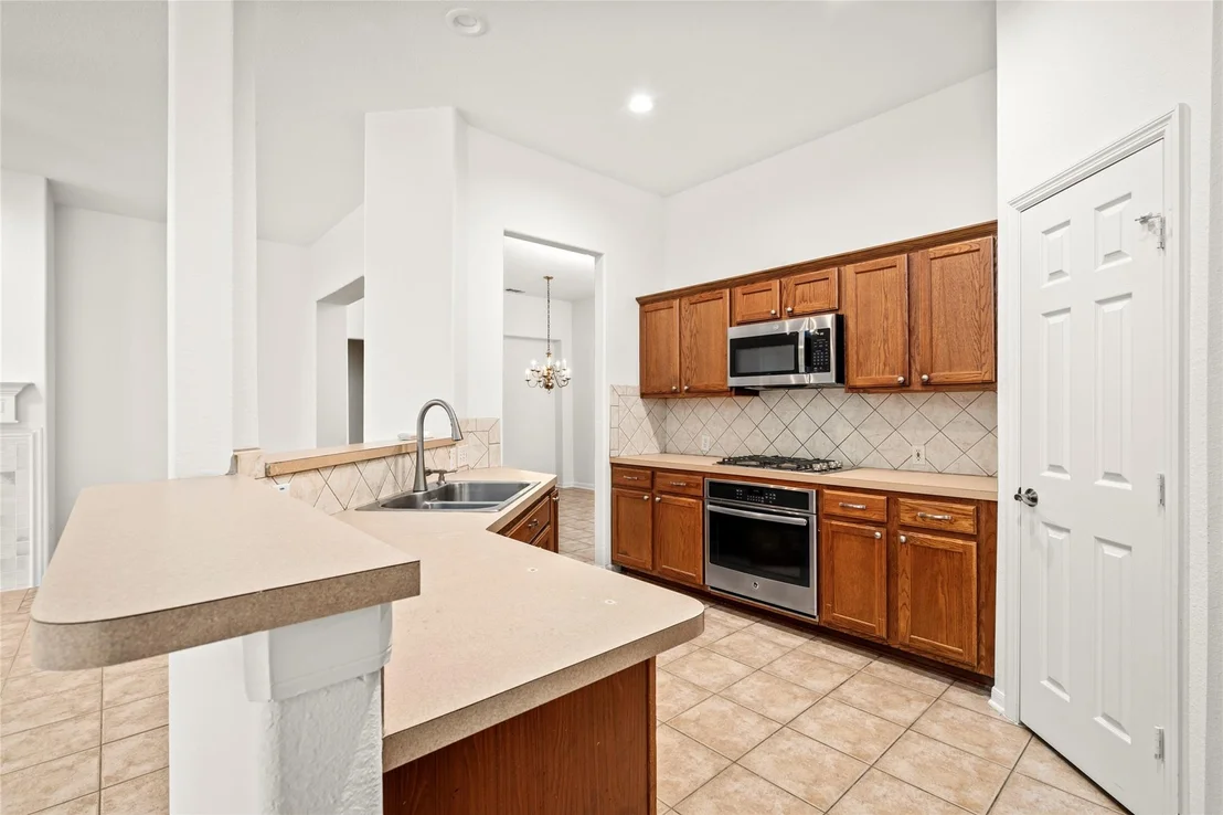 Photo of 142 S Veranda Ridge Drive