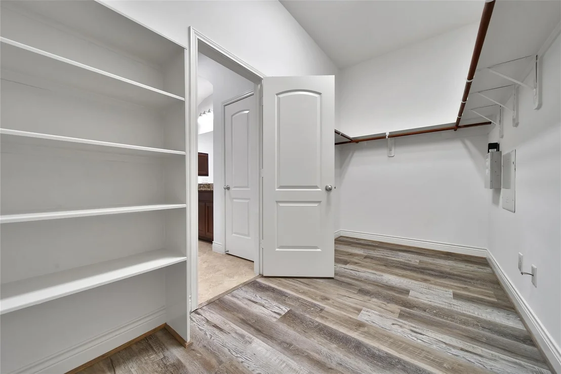 Photo of 111 Forest Heights Way