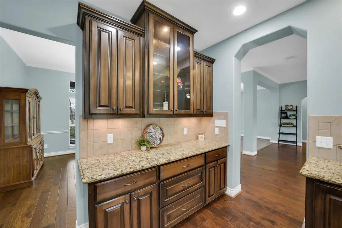 Photo of 19407 Pine Tree Lane