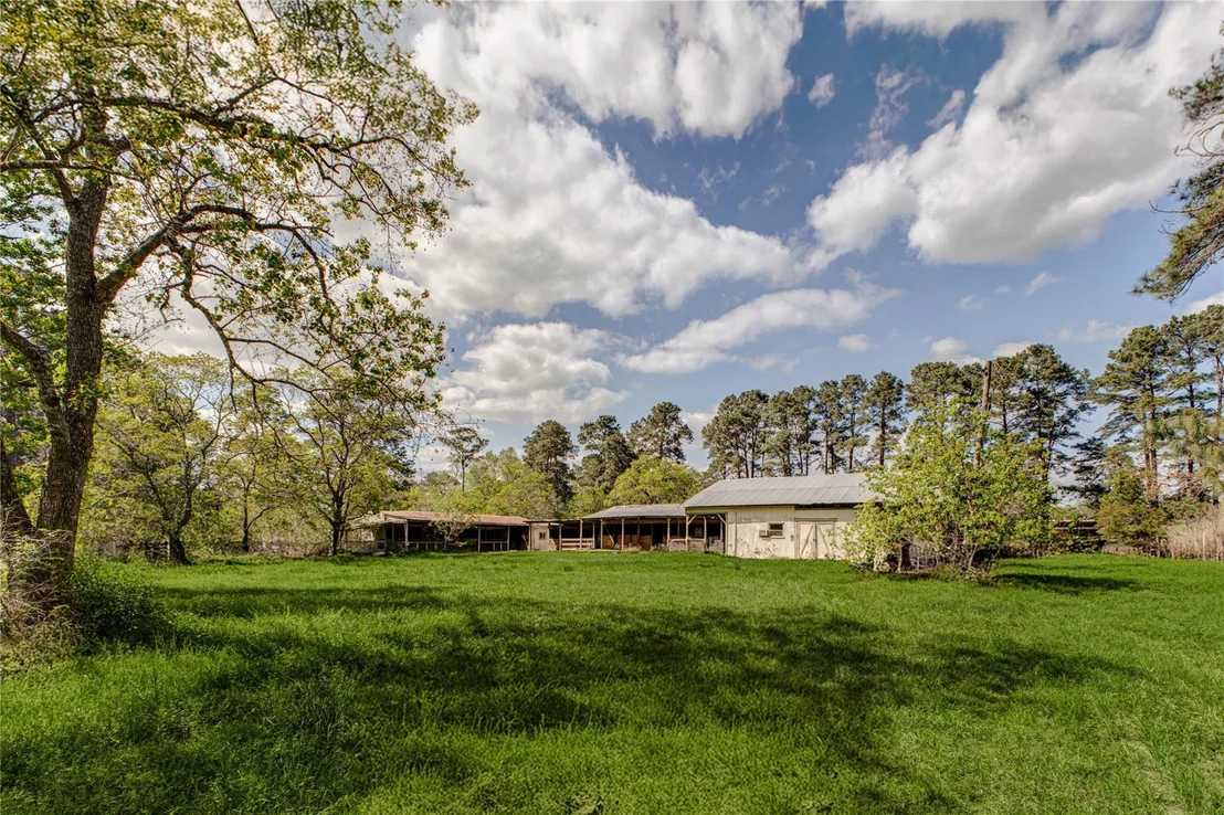 Photo of 32037 Dobbin Huffsmith Road