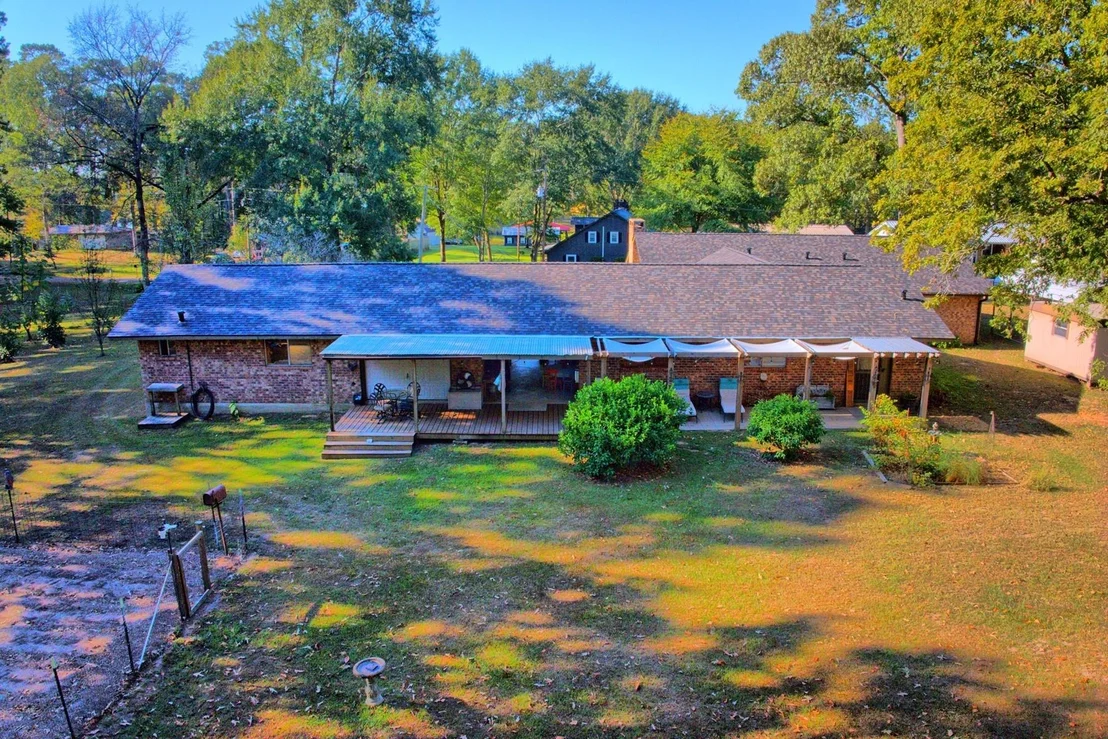 Photo of 385 Cedar Ridge