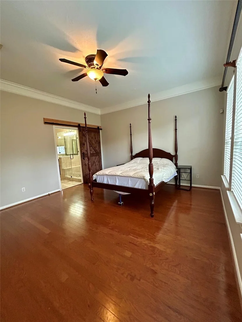 Photo of 15802 Deerpath Court
