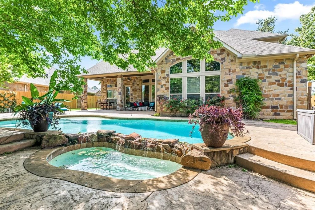 Photo of 2401 Ellis Park Lane