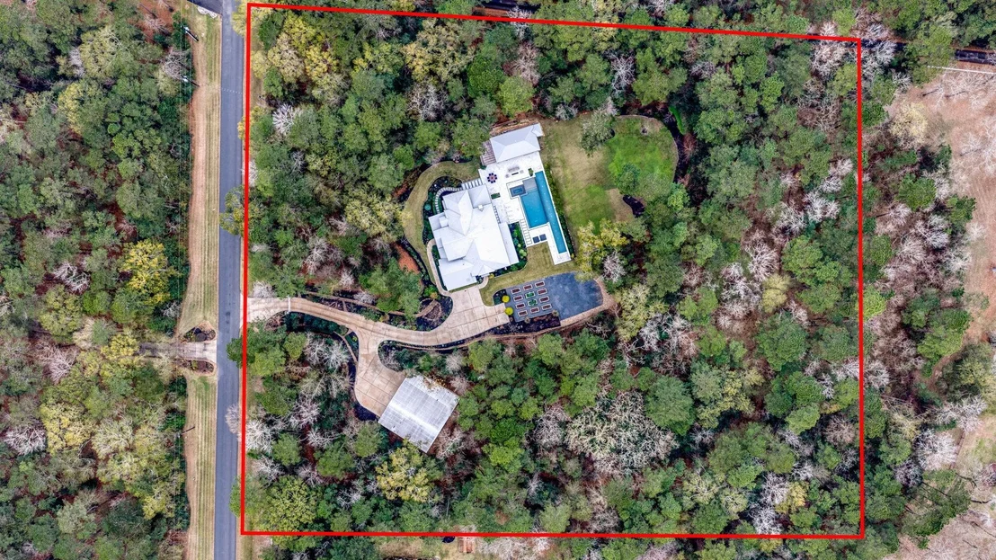 Photo of 10 Riata Drive