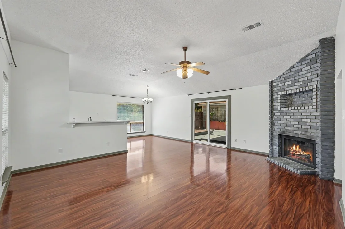Photo of 25103 Thrushwood Lane