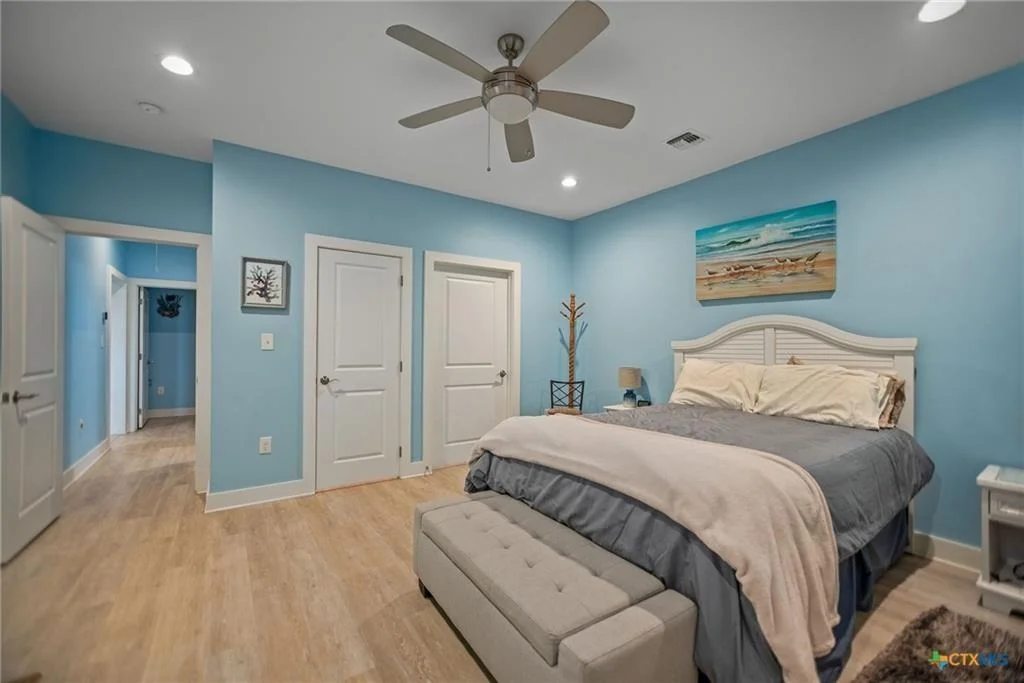 Photo of 1383 Bay Point Drive