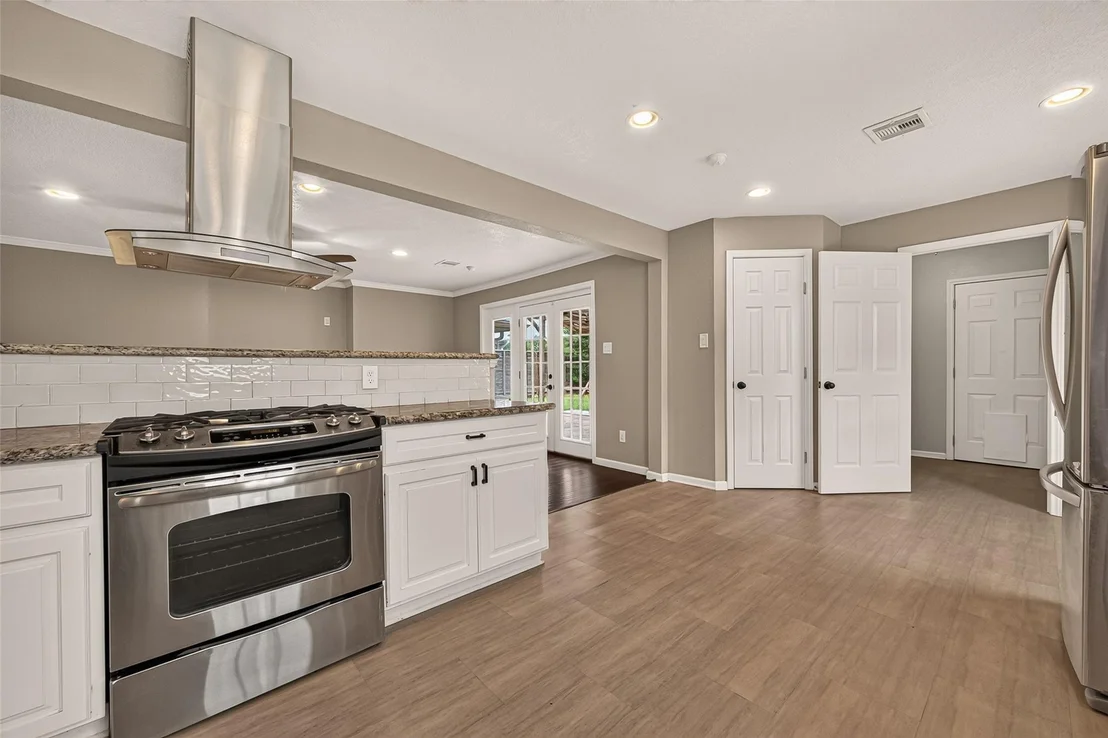 Photo of 5511 Lymbar Drive