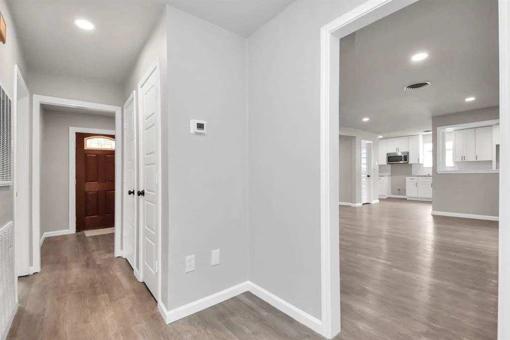 Photo of 214 W Texas Avenue