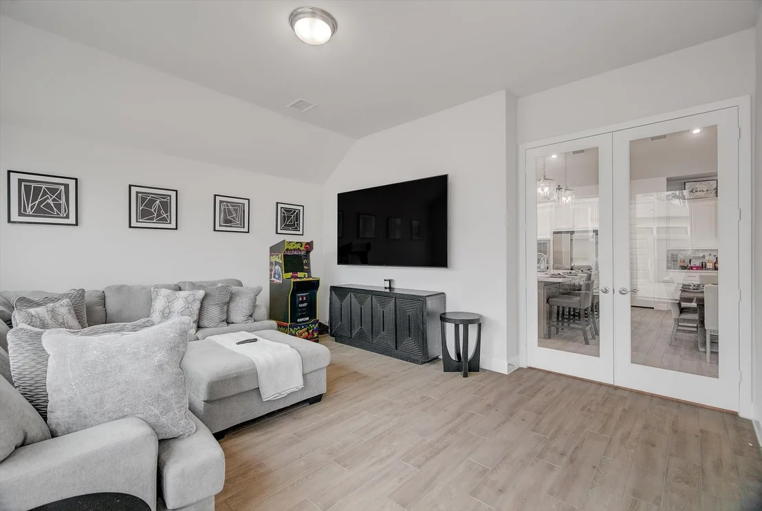 Photo of 22119 Breakwater Lane