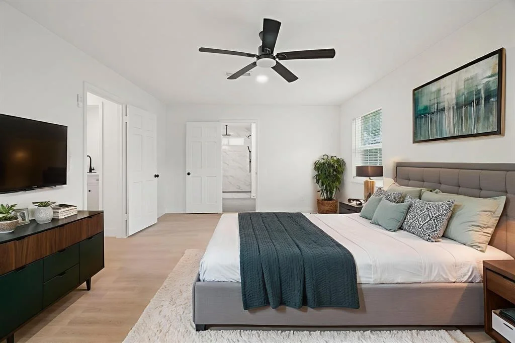 Photo of 8215 Twining Oaks Lane