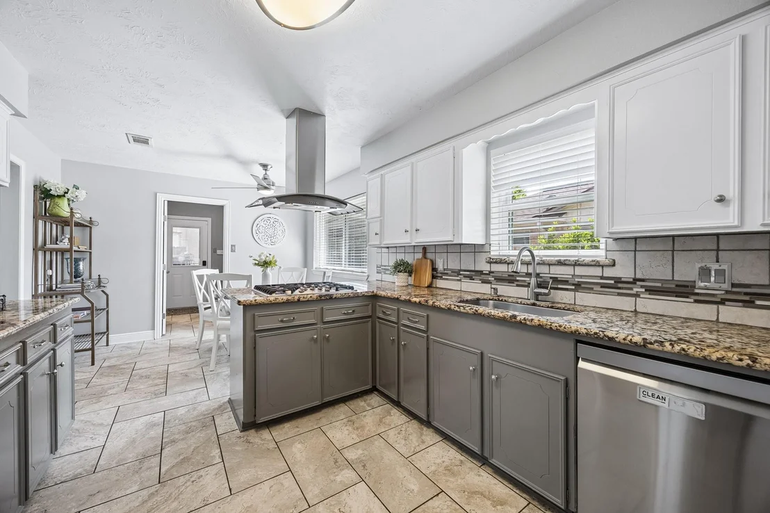 Photo of 10907 Overbrook Lane