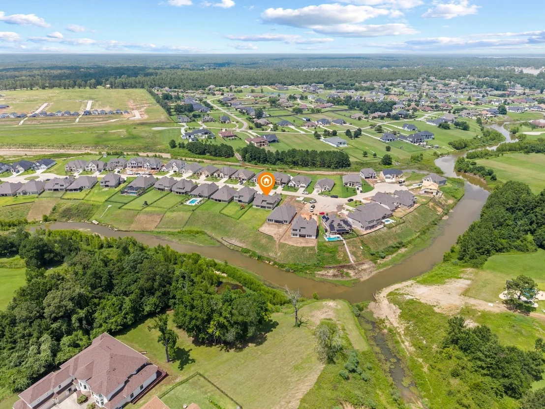 Photo of 262 Peninsula Point Drive