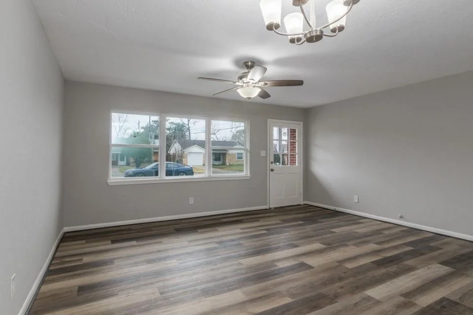 Photo of 201 Floradora Lane