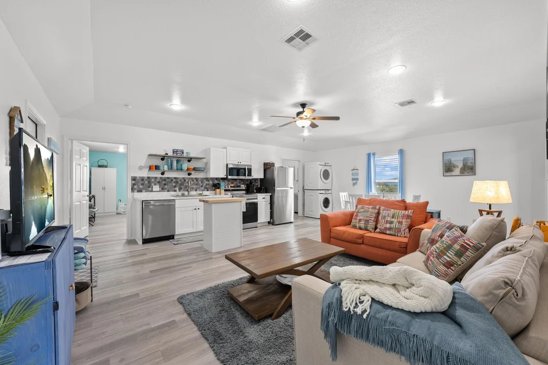 Photo of 818 Surf Drive