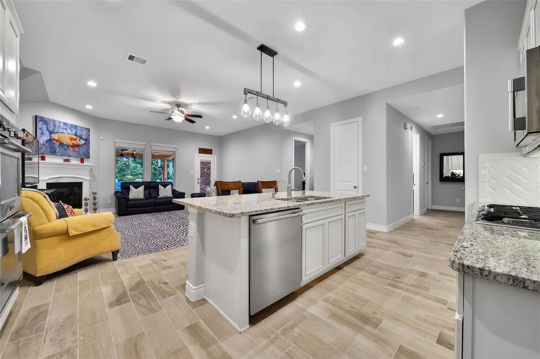Photo of 280 Dawn Brook Lane