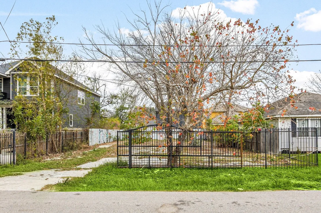Photo of 4541 Redbud Street