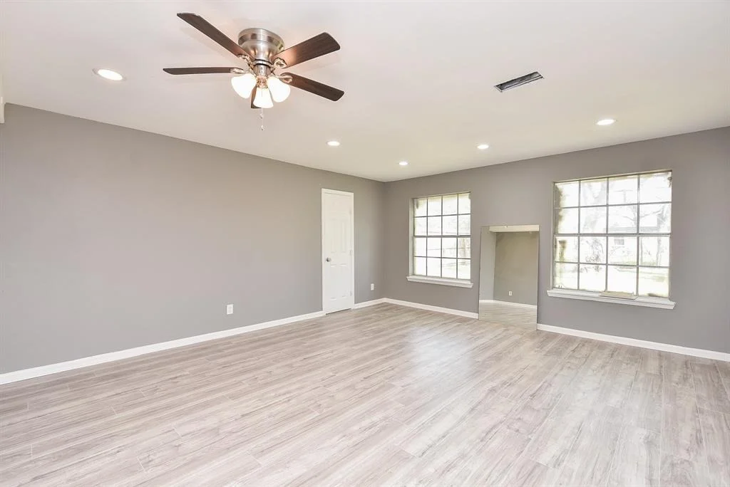 Photo of 4018 Tidewater Drive