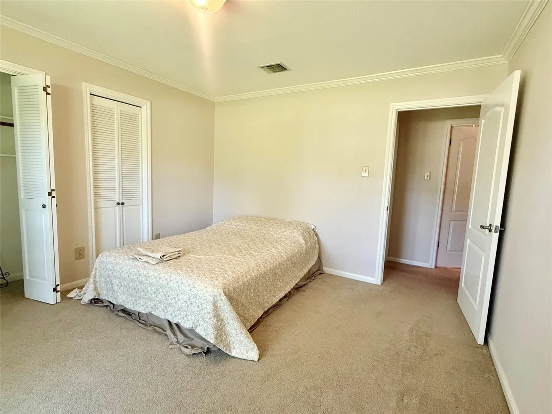 Photo of 4714 Thunderbird Road