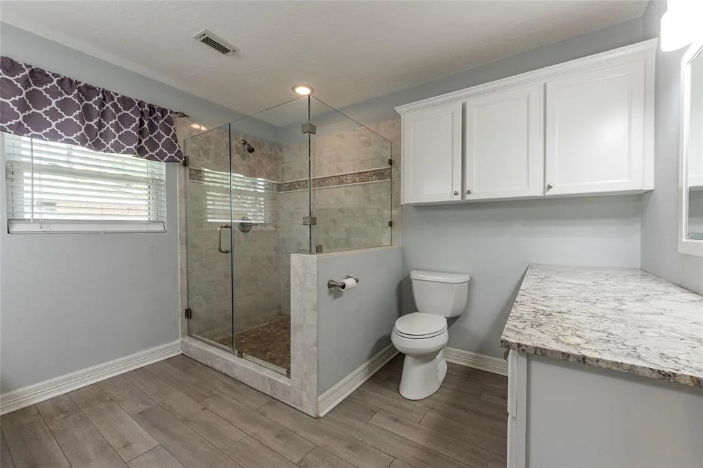 Photo of 1050 Royal Oak Drive
