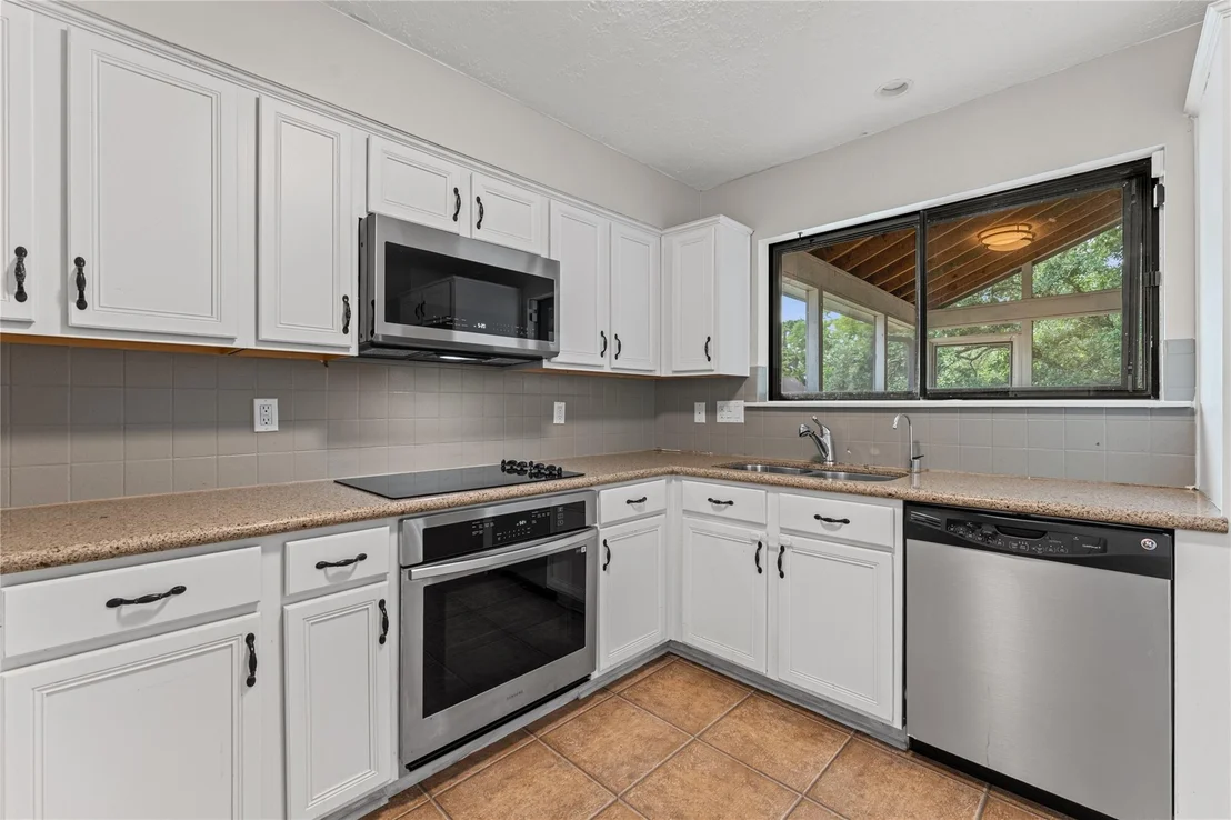 Photo of 15819 Maple Manor Drive