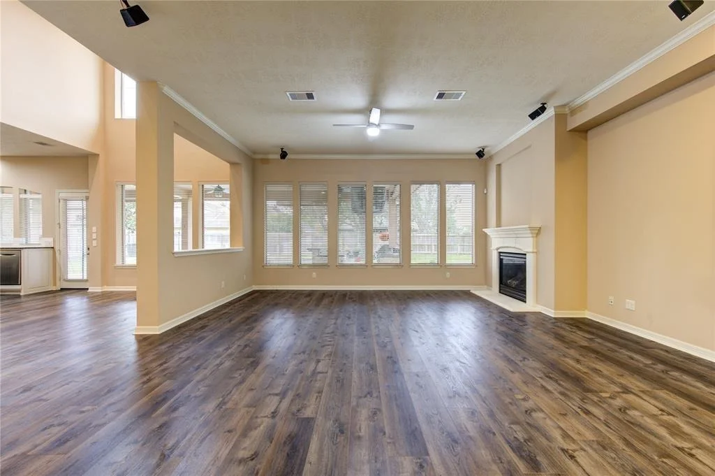 Photo of 4610 Seguin Valley Drive