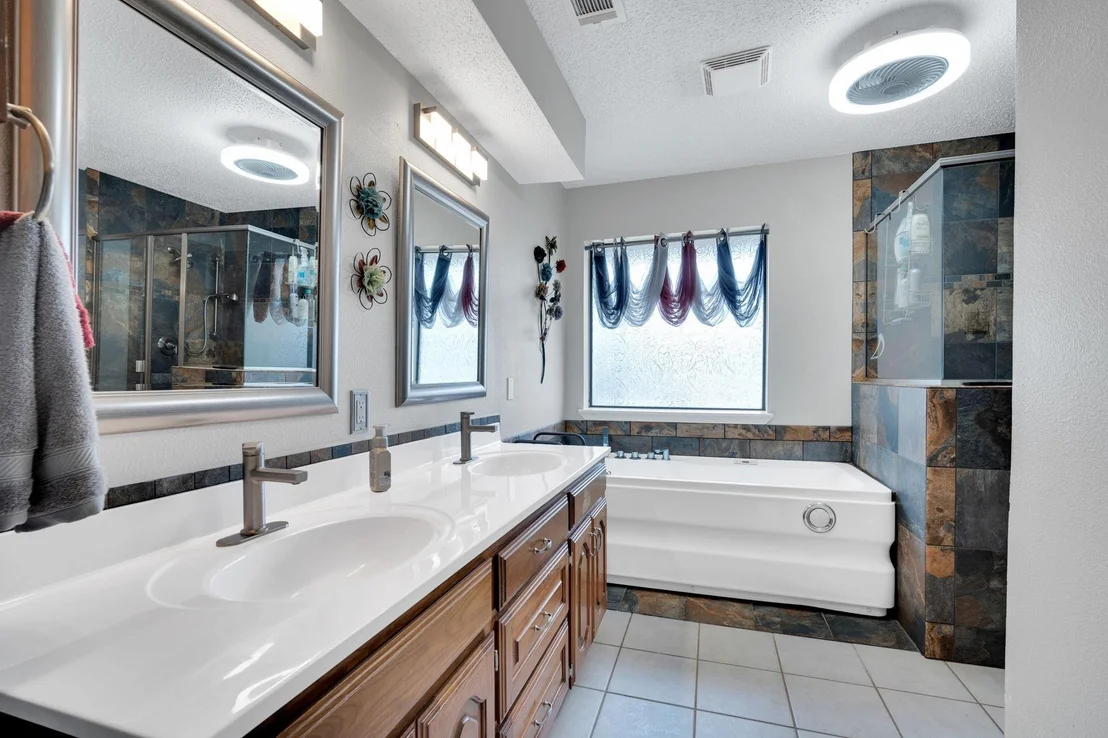 Photo of 609 Shallow Creek Drive