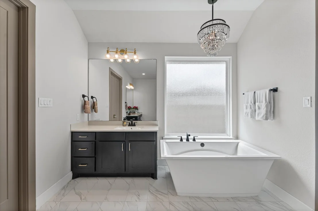 Photo of 9502 Lakeside Arbor