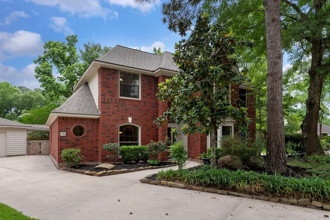 Photo of 70 Amberglow Court