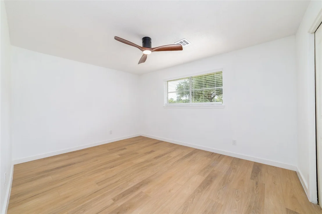 Photo of 3304 Bruce Hall Road