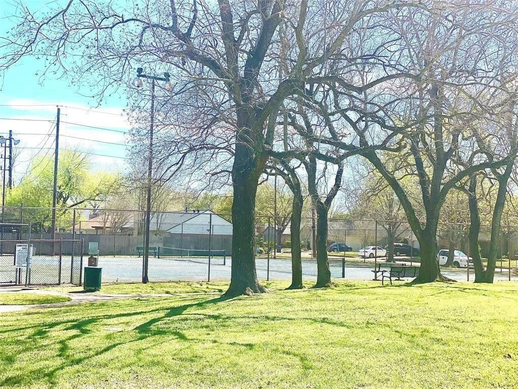 Photo of 4007 Issacks Way