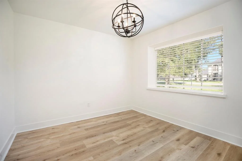 Photo of 223 Pin Oak Drive
