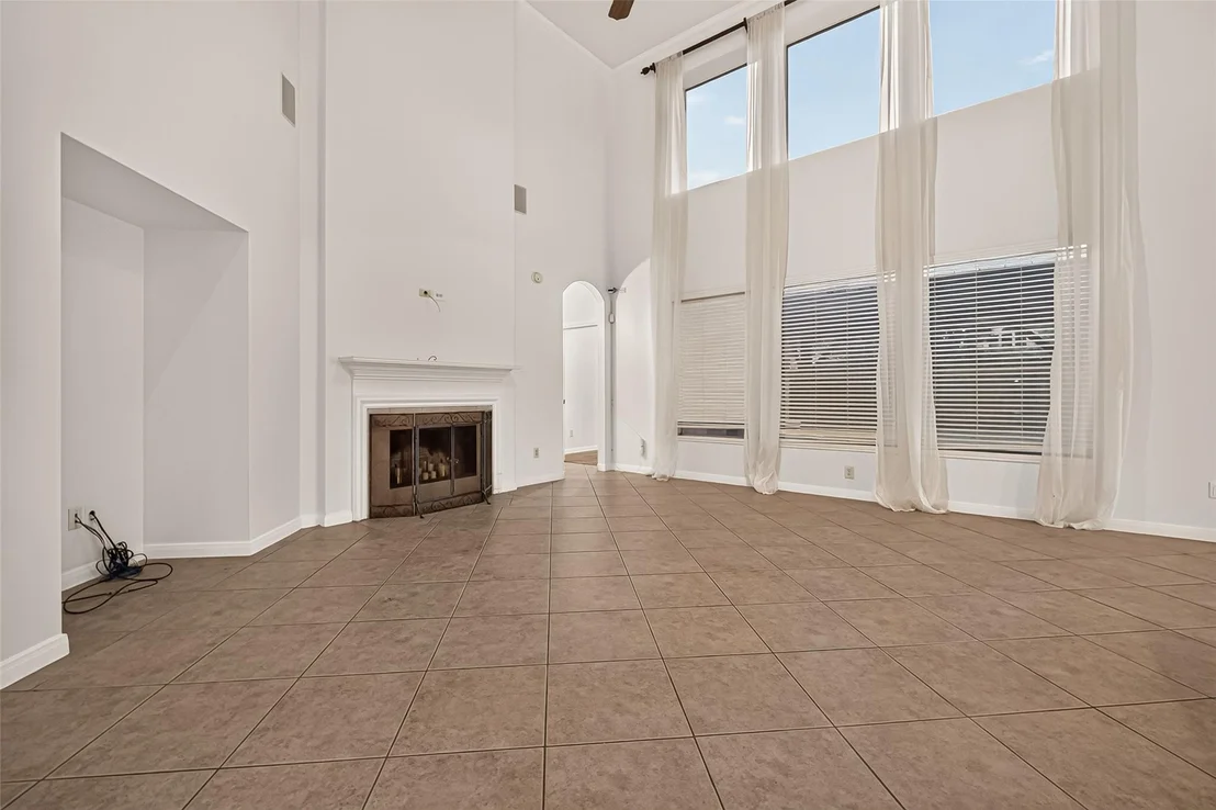 Photo of 331 Silver Creek Circle