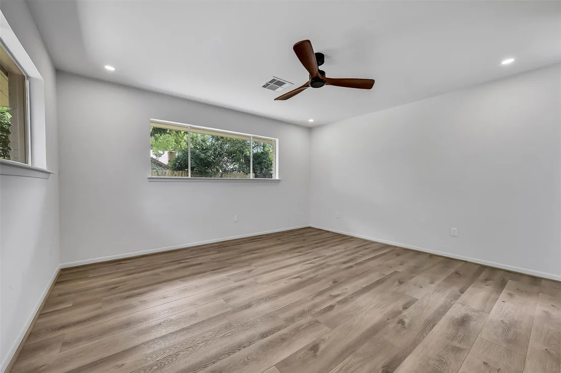 Photo of 1617 Wavecrest Lane