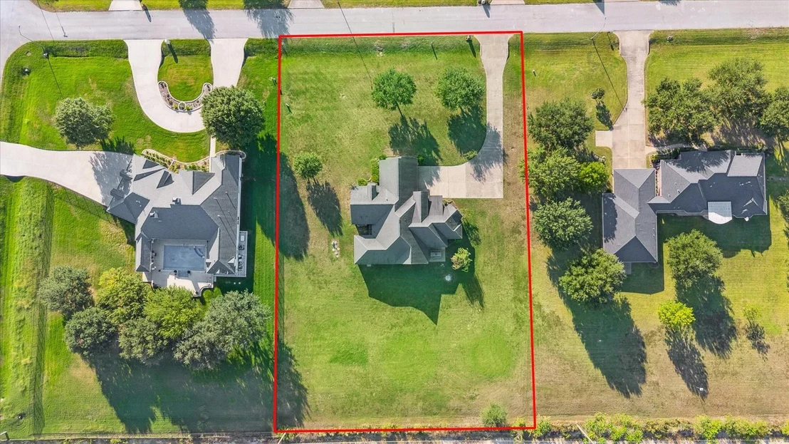 Photo of 4710 Shadow Grass Drive