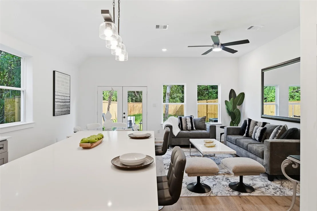 Photo of 1528 Armada Drive