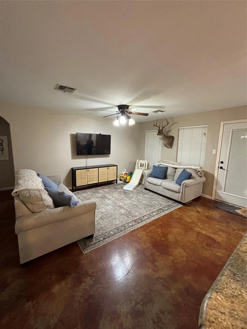 Photo of 106 Owl Road