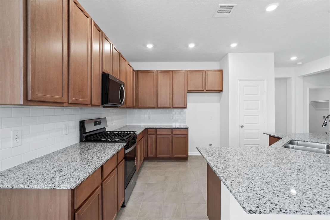 Photo of 18215 Spruce Cottage Drive