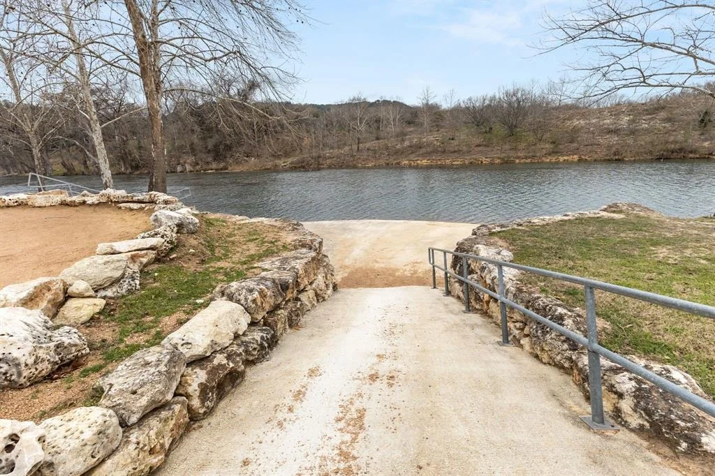 Photo of 618 Chestnut Falls