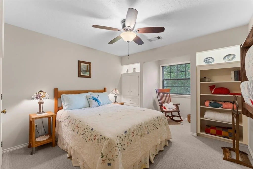 Photo of 427 Heather Lane
