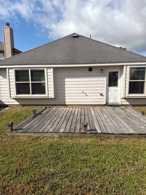 Photo of 5211 Lagoon Court