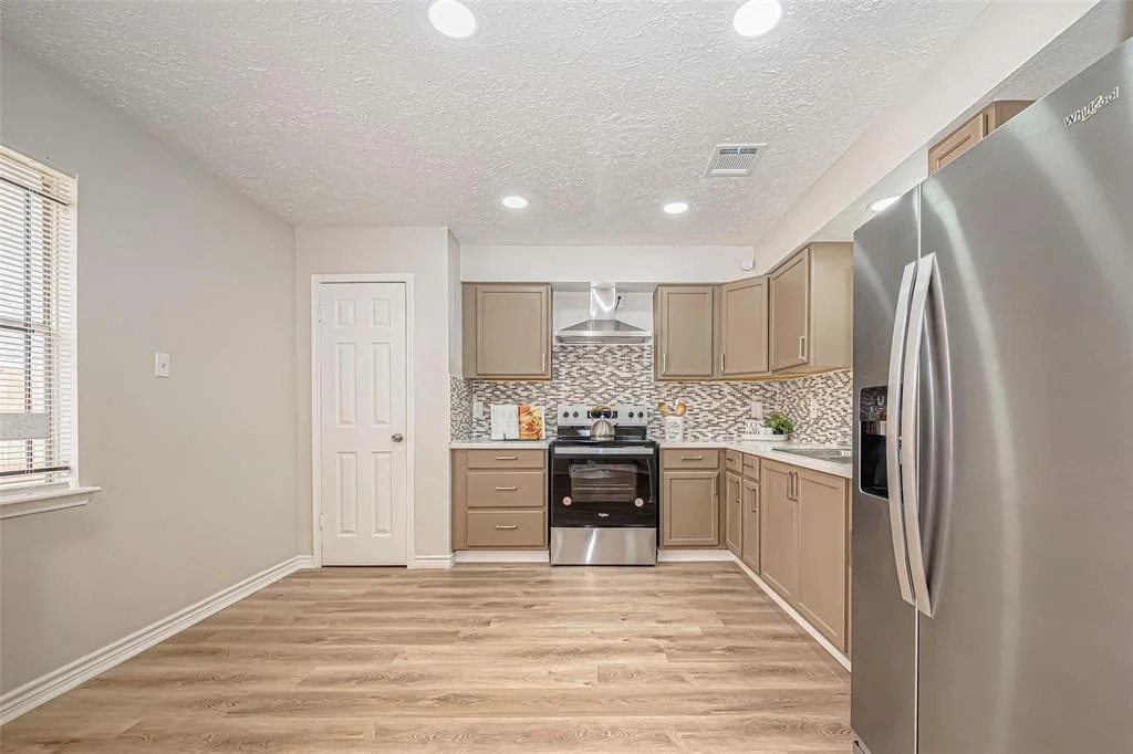 Photo of 3430 Tidewater Drive