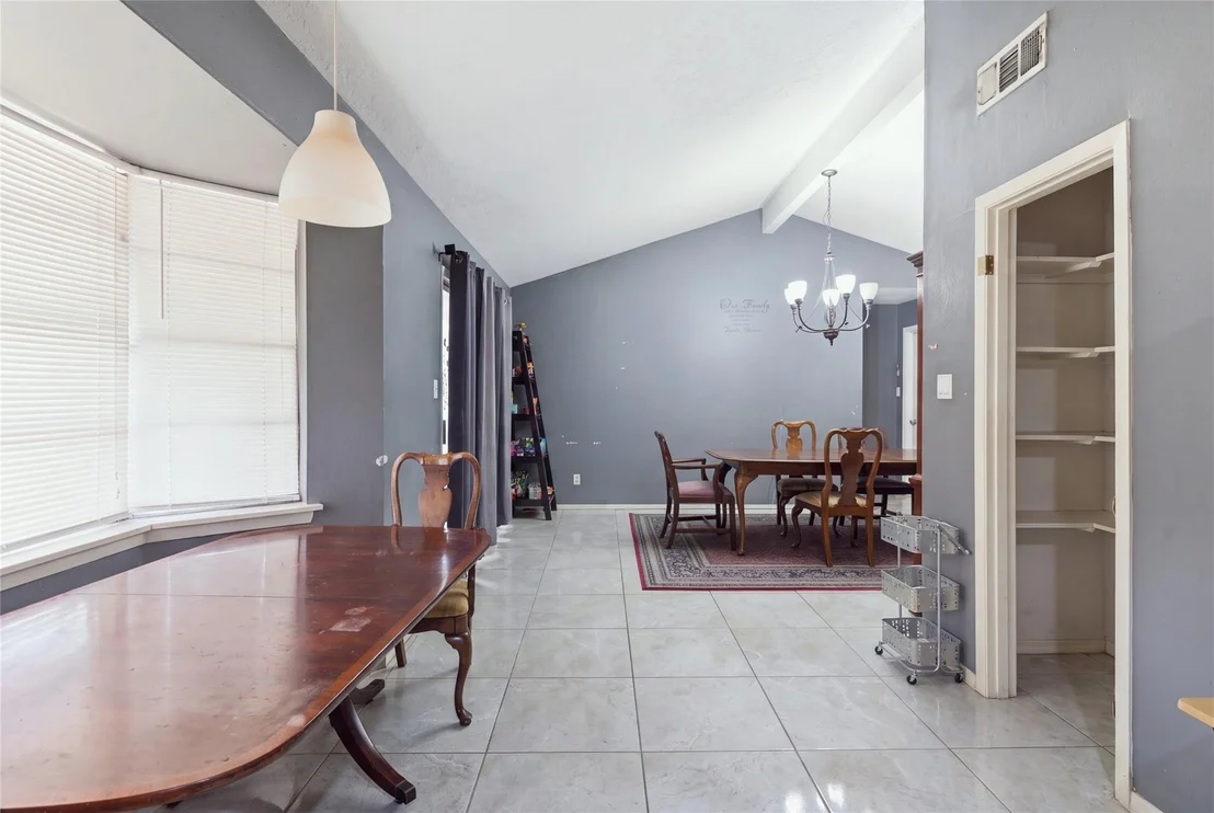 Photo of 5915 Black Maple Lane
