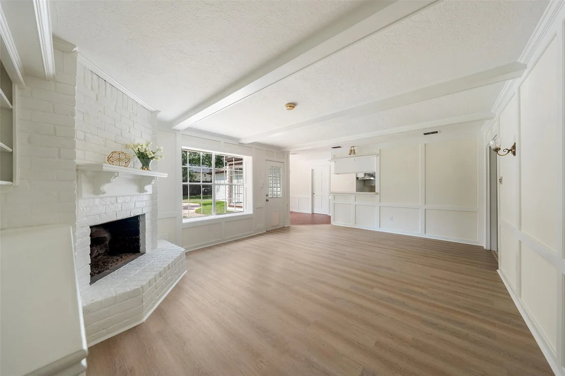 Photo of 6315 Hickorycrest Drive