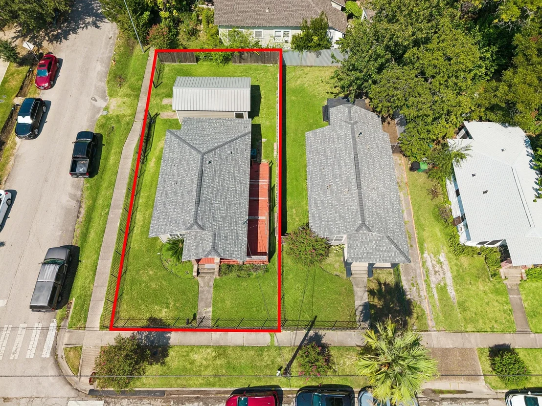 Photo of 2101 Lawrence Street