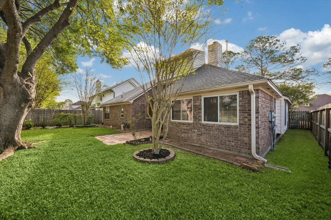 Photo of 723 Lochnell Drive